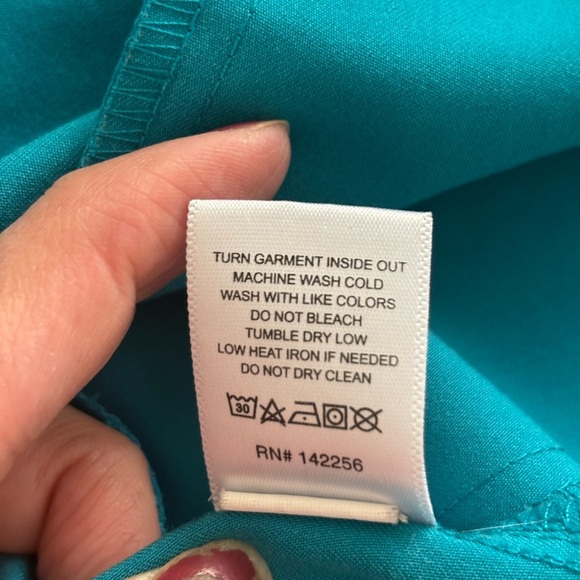 Figs Teal V-Neck Short Sleeve Top - Picture 5 of 12